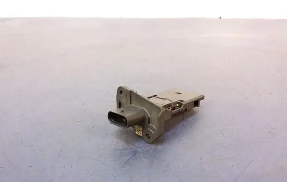 BMW 5 G30 G31 Mass air flow meter 8605565