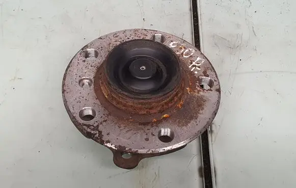 BMW 4 F32 F33 Front wheel ball bearing 6867258 6876840 31206876840