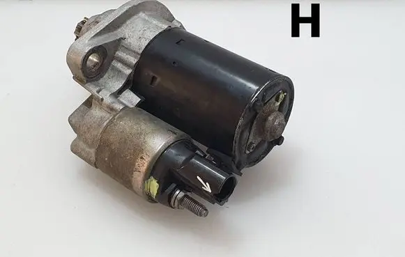 Volkswagen Scirocco Starter motor 02Z911023E 0001121408 20090708