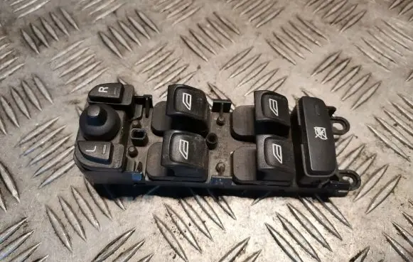 Land Rover Freelander 2 - LR2 Electric window control switch LR007401 9G9N14A132AB