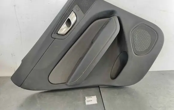 Volvo XC60 Rear door card panel trim 32237821