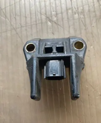 Lexus RX 300 Airbag deployment crash/impact sensor 8917345050