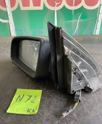 Chevrolet Omega C Front door electric wing mirror E1010618