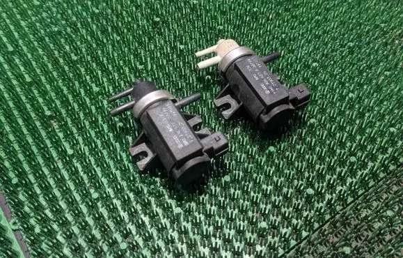 Volkswagen New Beetle Turbo solenoid valve 1H0906627 1H0906627A