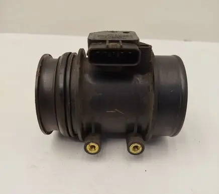Volvo V70 Mass air flow meter 9202199 MB1974080040