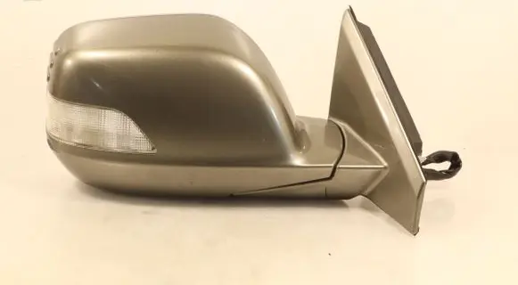 Honda CR-V Front door electric wing mirror E9024386