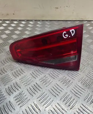 Audi A4 S4 B8 8K Tailgate rear/tail lights 01091502