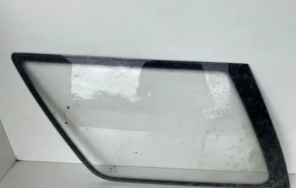 Rear side window