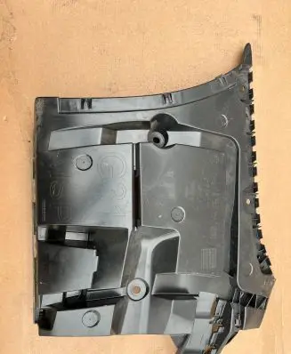 BMW 5 G30 G31 Rear bumper mounting bracket 21754011 8066751