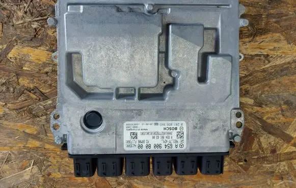 Mercedes-Benz Vito Viano W447 Engine control unit/module A6549008000
