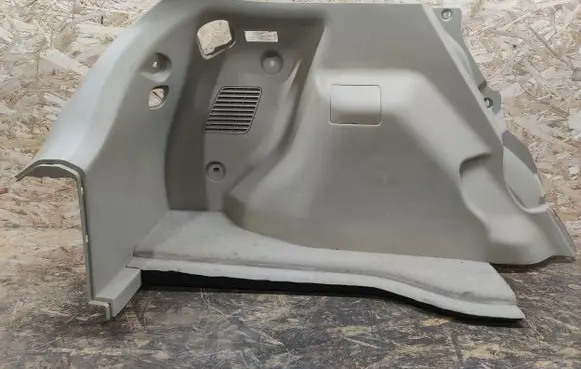 Nissan Tiida C11 Trunk/boot lower side trim panel 84951EM00B