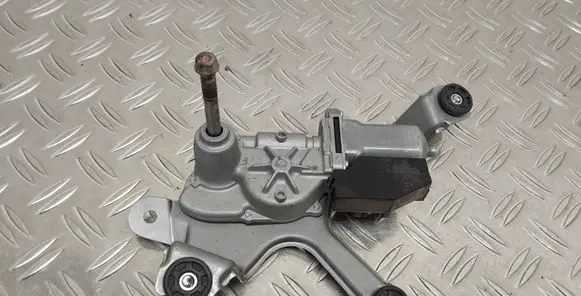 Toyota RAV 4 (XA40) Rear window wiper motor 8513042080 2596002561