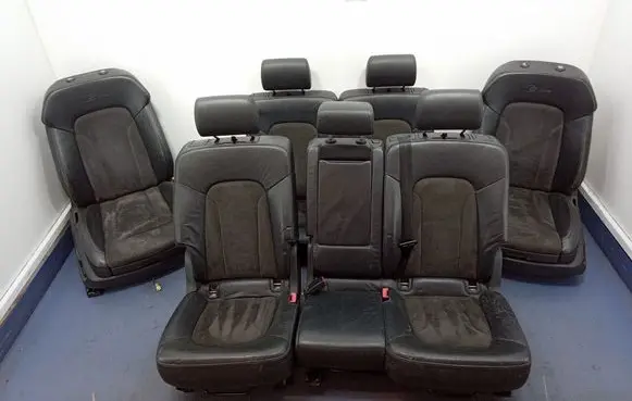 Seat set