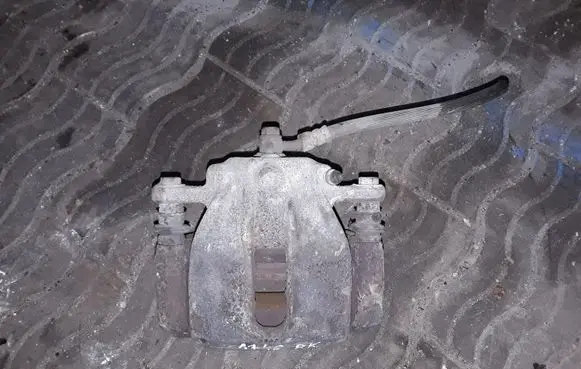 Nissan Micra Front brake caliper 1950A