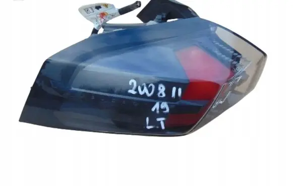 Peugeot 2008 II Rear/tail lights