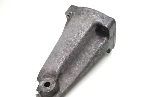 Mercedes-Benz C W204 Engine mounting bracket A6462230704