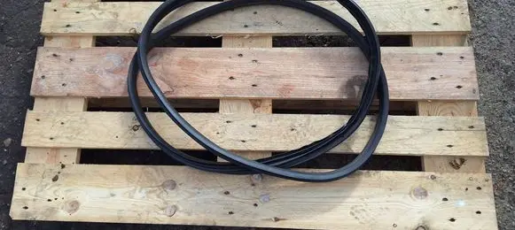 Ford C-MAX II Front door rubber seal 