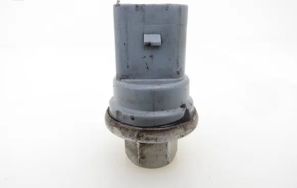 Audi A4 S4 B8 8K Air conditioning (A/C) pressure sensor 8K0858126B