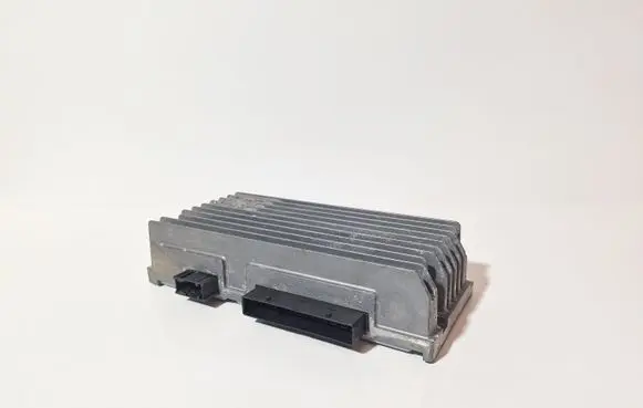 Audi A5 8T 8F Sound amplifier 8T0035223 8T0035223L 8T0035223B