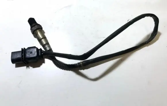 Volkswagen Golf V Lambda probe sensor 0281004042