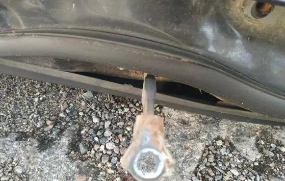 Toyota Corolla Verso E121 Rear door check strap stopper