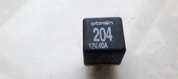 Audi A6 S6 C4 4A Other relay 431951253H