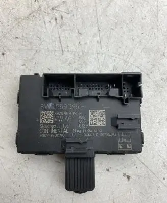 Audi A4 S4 B9 Door control unit/module 8W0959395H
