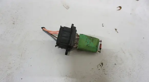 Dacia Duster Heater blower motor/fan resistor