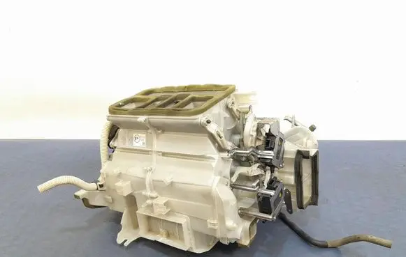 Subaru Outback Interior heater climate box assembly 72110AG131