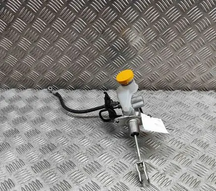 Toyota GT 86 Master brake cylinder SU00300990