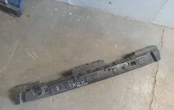 KIA Rio Front bumper foam support bar 86520H8020