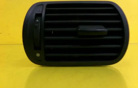 Audi A3 S3 8L Dashboard side air vent grill/cover trim 8L0820901