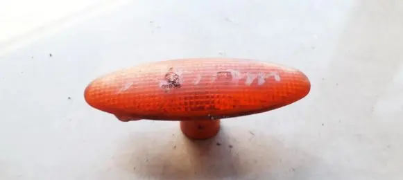 Ford Mondeo MK II Front fender indicator light 95GG13K309AA