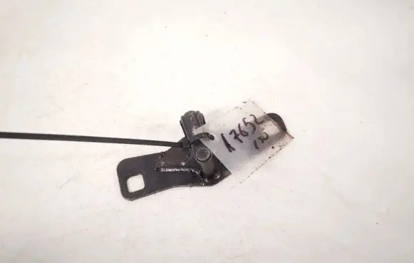 Audi A6 S6 C6 4F Rear door lock loop/hook striker 4f5827507b
