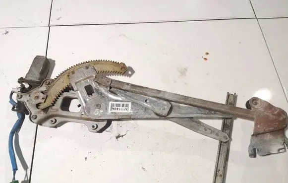 Subaru Forester SG Sliding door window regulator with motor