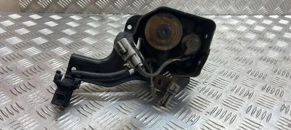 Subaru Forester SJ Fuel filter housing 