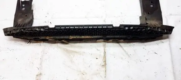 Hyundai i10 Front bumper mounting bracket