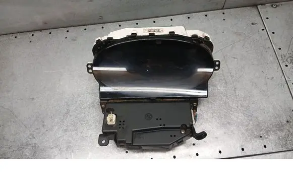 Toyota Yaris Verso Speedometer (instrument cluster) 8380052120