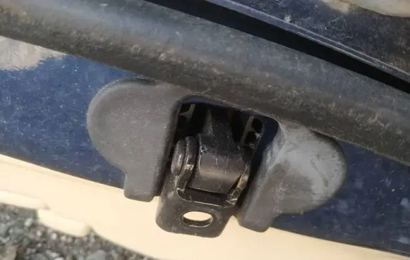 BMW 5 GT F07 Rear door check strap stopper as2