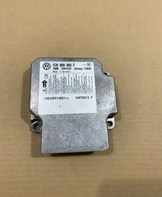 Skoda Roomster (5J) Airbag control unit/module 1C0909605F 5WK43131