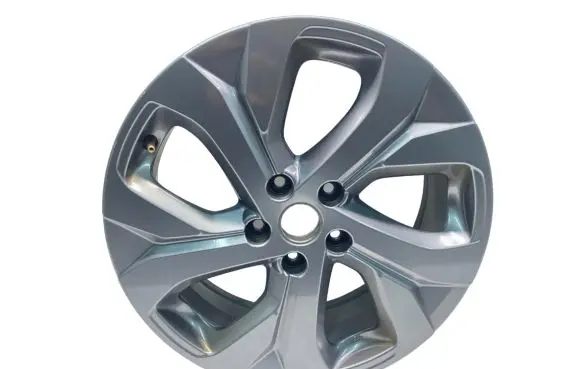 R18 alloy rim