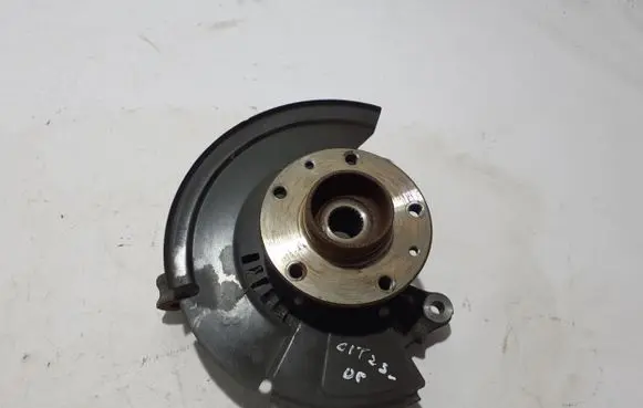 Mercedes-Benz Citan II Front wheel hub A4203320700