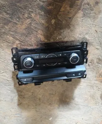 Mazda 6 Climate control unit K40007I22A