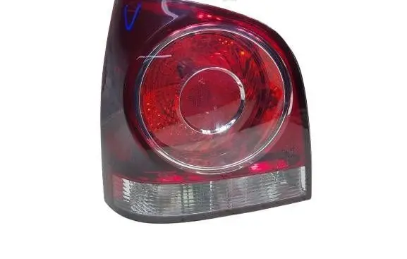 Volkswagen Polo IV 9N3 Rear/tail lights 154329KAS 154329