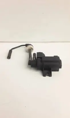 Chrysler Grand Voyager V Vacuum valve 10688000343