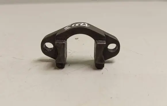 BMW 5 E60 E61 Fuel Injector clamp holder 