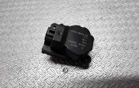 Ford Focus C-MAX Air flap motor/actuator 3M5H19E616AB