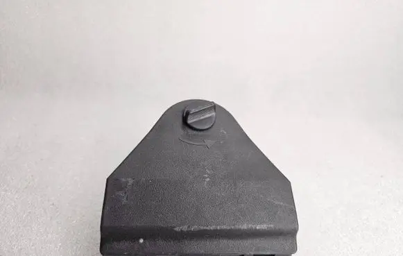 Audi A8 S8 D2 4D Hazard Warning Triangle Mounting Bracket 4B5860285C 8D5860255A 4D0860285B
