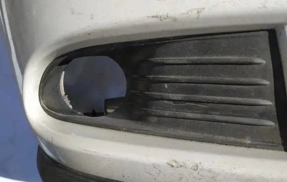 Dodge Journey Front bumper lower grill