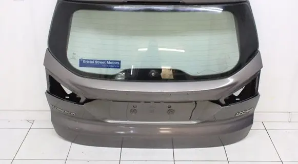 Ford Mondeo MK IV Tailgate/trunk/boot lid 
